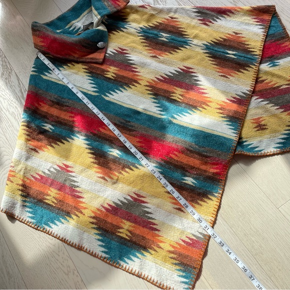 Rhonda Stark Western Southwestern Pattern Wool Blend Turtleneck Poncho Cape - Picture 12 of 13